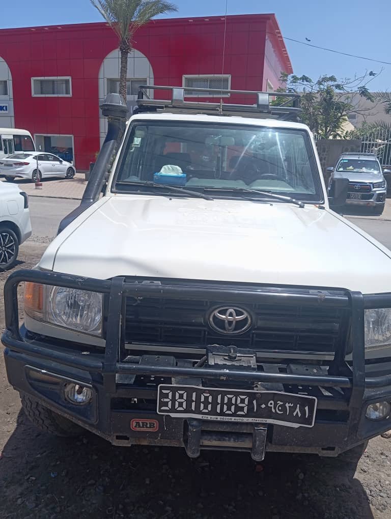 4×4